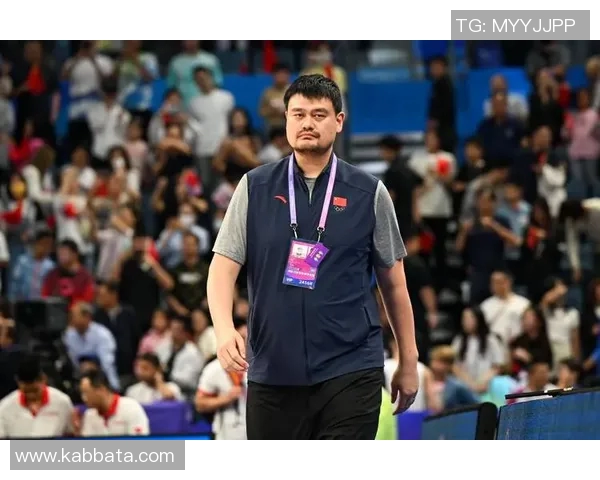 当姚明退役的那一刻篮球历史翻开新篇章的感慨与思考