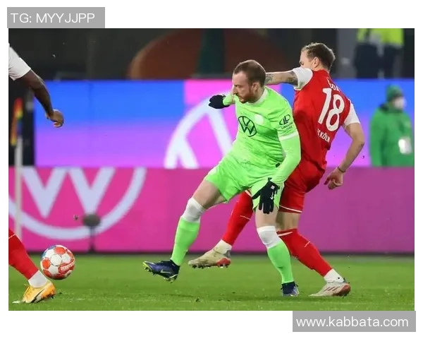 沃尔夫斯堡不敌拜仁,遇挑战败北,战绩受挫迹象明显 沃尔夫斯堡不敌拜仁,遇挑战败北,战绩受挫迹象明显