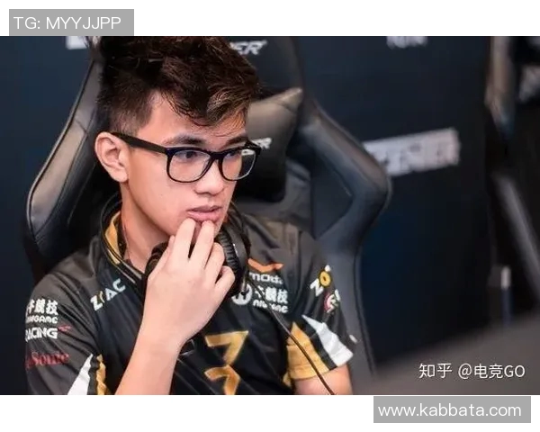 深度对话：探索周军在DOTA2世界中的成长与挑战之路